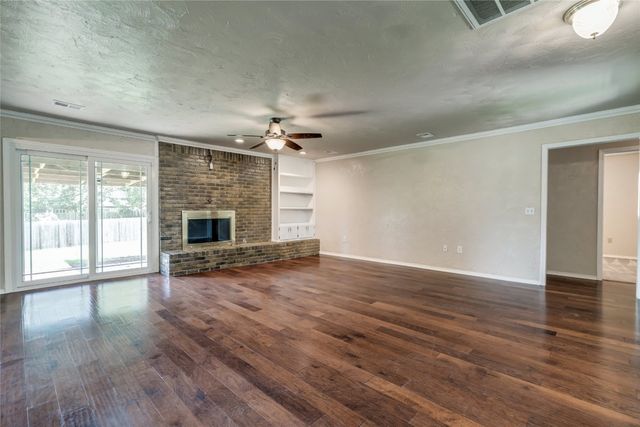 11209 NW 112th Street, Yukon, OK 73099