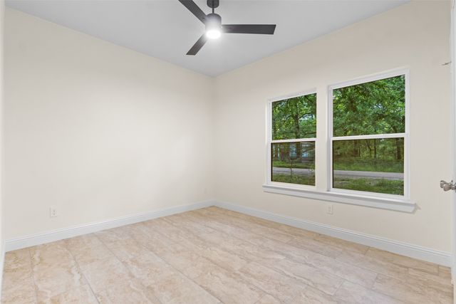 117 Pawnee Trail, Mabank, TX 75156