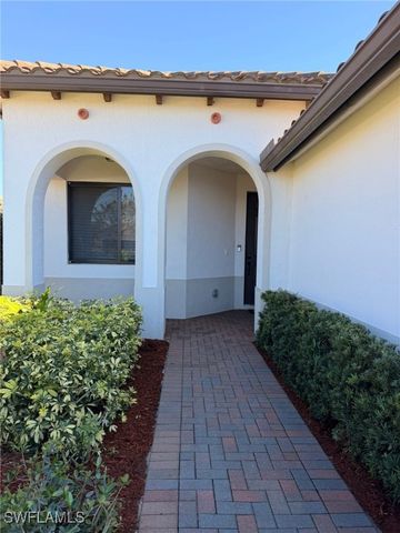 5016 Arancia LN, Ave Maria, FL 34142