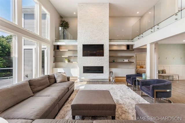 12974 Boulderway Trail, Grand Haven, MI 49417