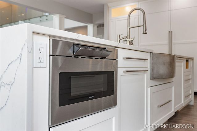 12974 Boulderway Trail, Grand Haven, MI 49417