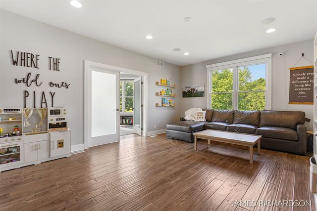 12974 Boulderway Trail, Grand Haven, MI 49417