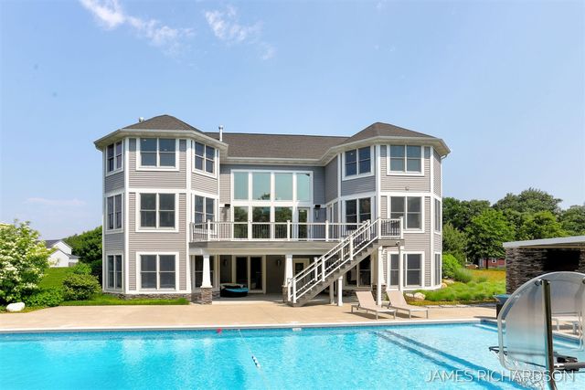 12974 Boulderway Trail, Grand Haven, MI 49417
