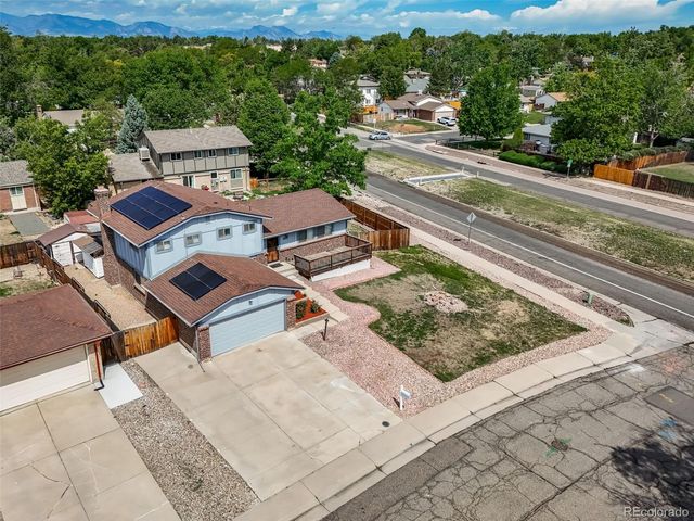8293 Yukon Court, Arvada, CO 80005