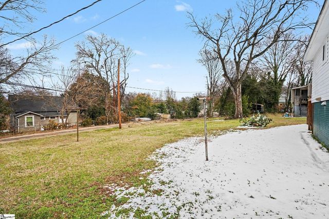 25 E 5th Street, Greenville, SC 29611