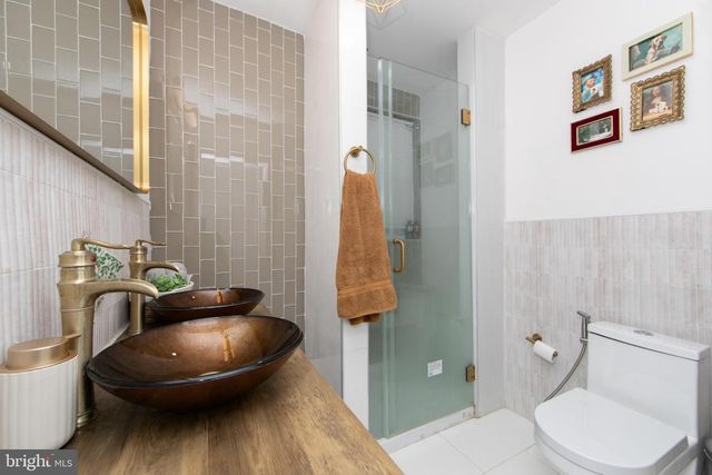 1331 MORTON ST, Camden, NJ 08104