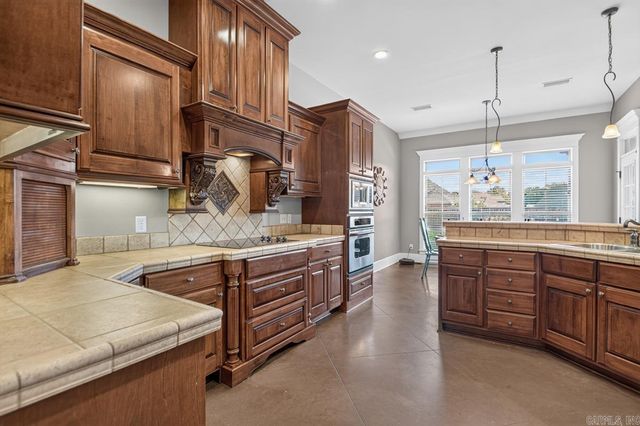 4820 Westin Park Drive, Conway, AR 72034