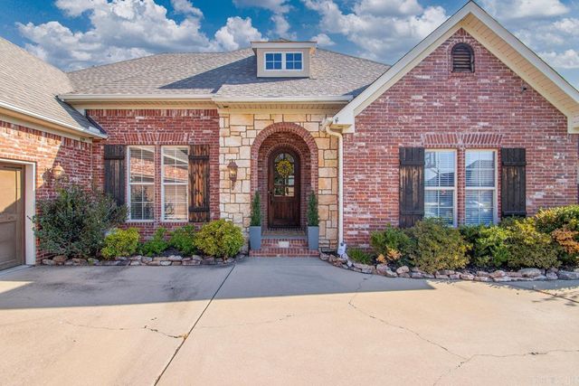 4820 Westin Park Drive, Conway, AR 72034