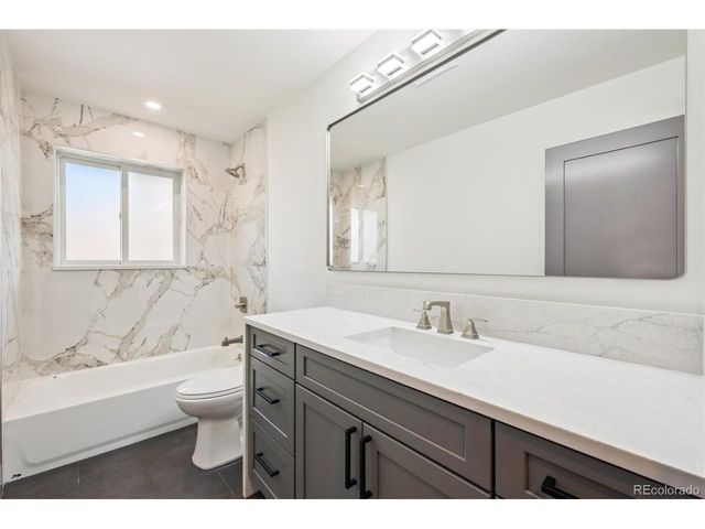 3325 Poplar St 3325, Denver, CO 80207