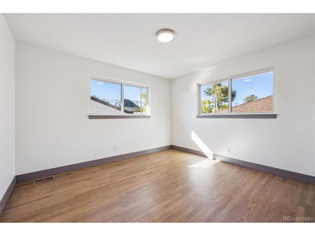 3325 Poplar St 3325, Denver, CO 80207