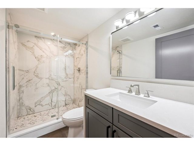 3325 Poplar St 3325, Denver, CO 80207