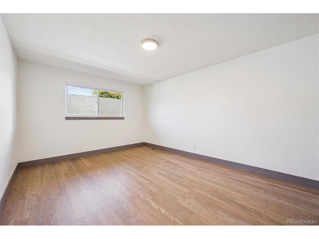 3325 Poplar St 3325, Denver, CO 80207