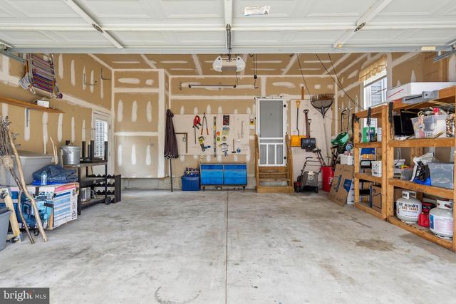 3 TOMASELLO DR, Millville, NJ 08332