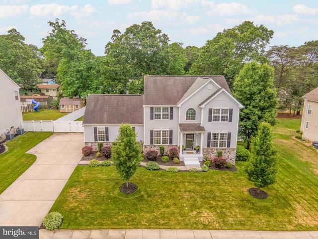 3 TOMASELLO DR, Millville, NJ 08332