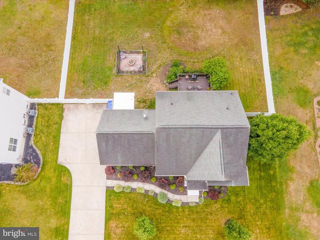 3 TOMASELLO DR, Millville, NJ 08332