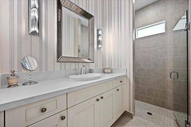 208 Lucia Court, Jupiter, FL 33478