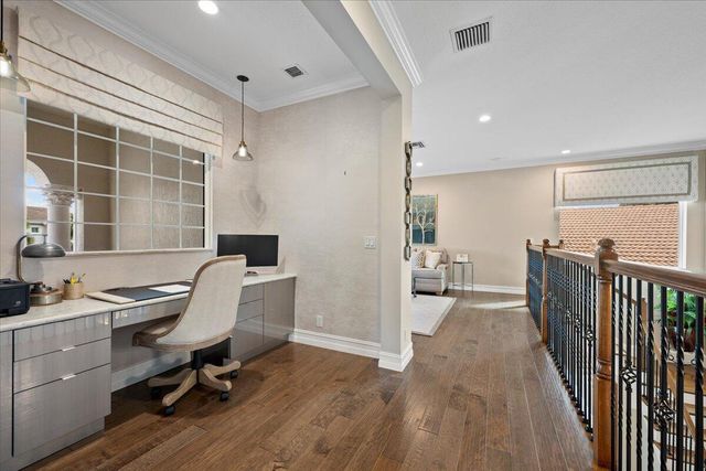 208 Lucia Court, Jupiter, FL 33478