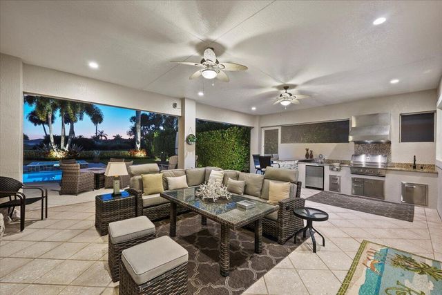 208 Lucia Court, Jupiter, FL 33478