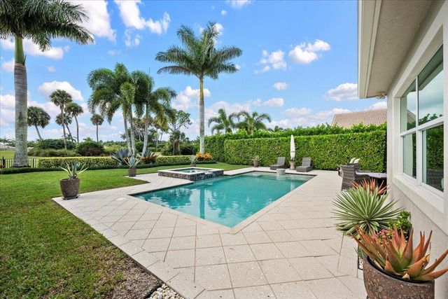 208 Lucia Court, Jupiter, FL 33478