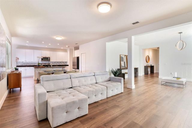 11949 VERRAZANO DR DRIVE, Orlando, FL 32836