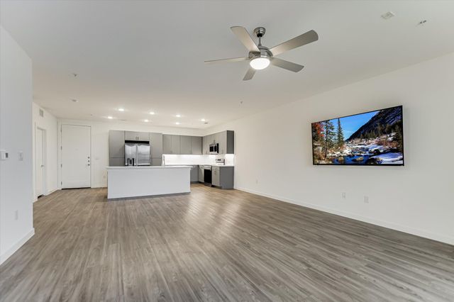 4801 Springdale RD 1207, Austin, TX 78723