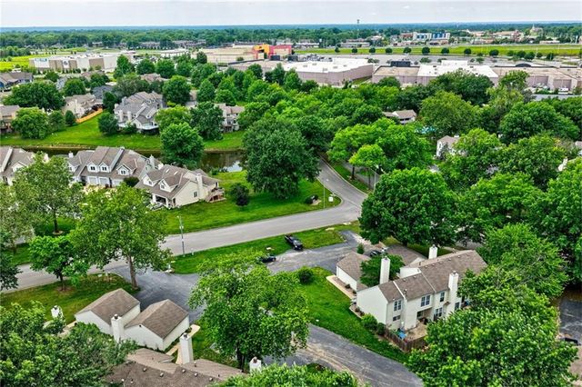6210 NW 82nd Terrace, Kansas City, MO 64151