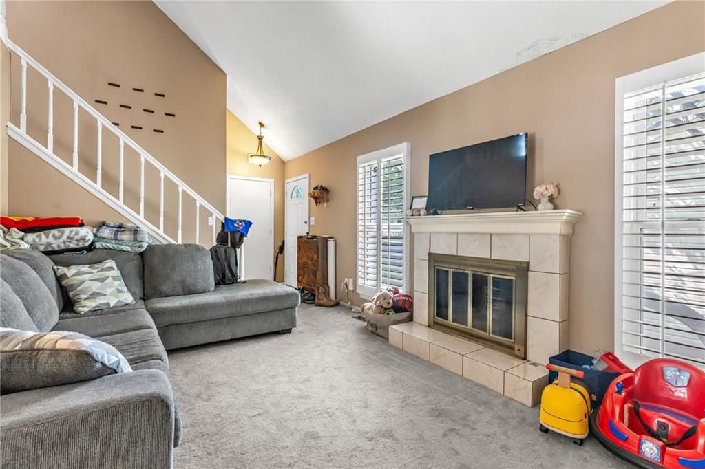 6210 NW 82nd Terrace, Kansas City, MO 64151
