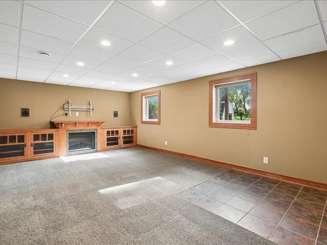 920 Westwood Drive NW, Cedar Rapids, IA 52405