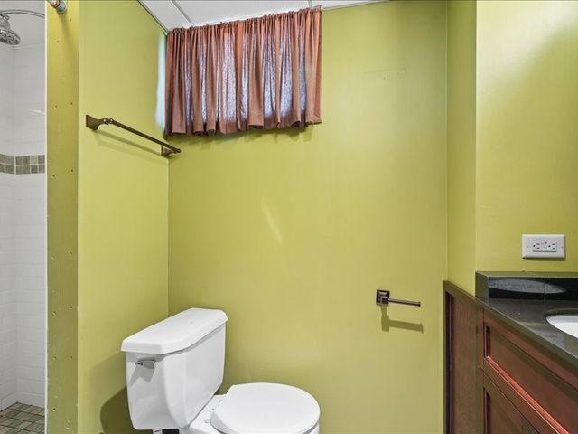 920 Westwood Drive NW, Cedar Rapids, IA 52405