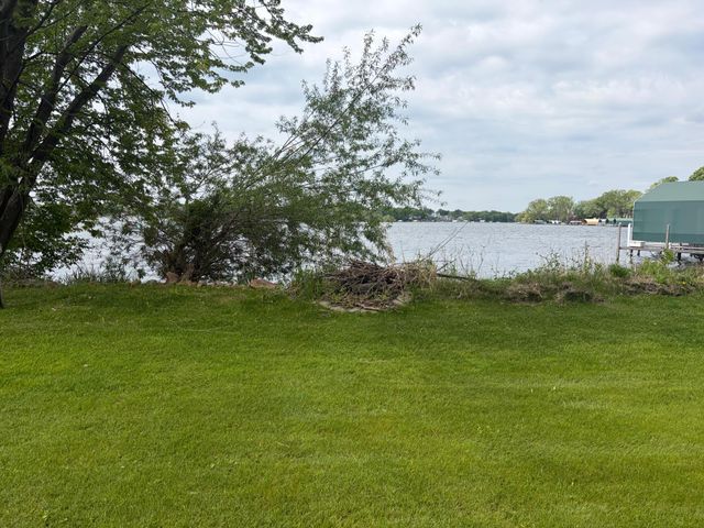 4435 N Shore Drive, Orono, MN 55364
