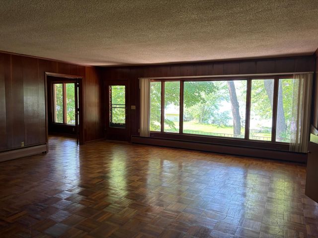 4435 N Shore Drive, Orono, MN 55364