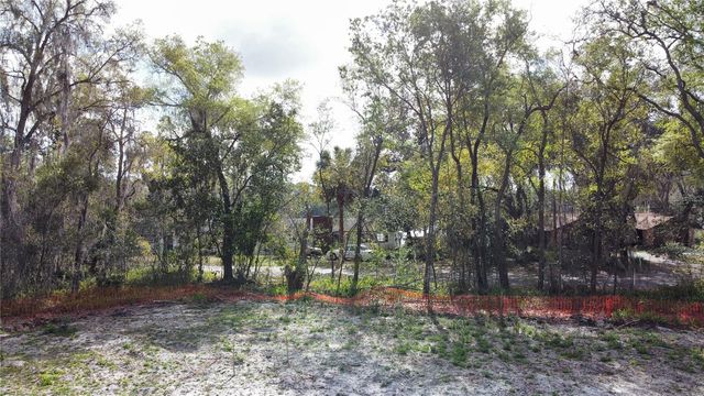 2221 HOLLY LANE, Deland, FL 32724