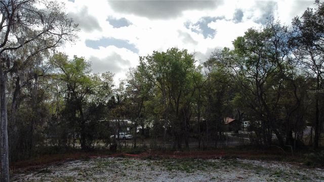 2221 HOLLY LANE, Deland, FL 32724