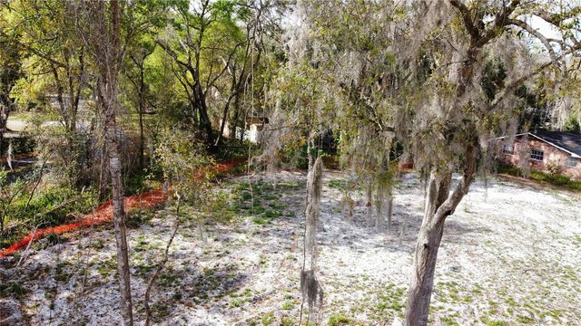 2221 HOLLY LANE, Deland, FL 32724