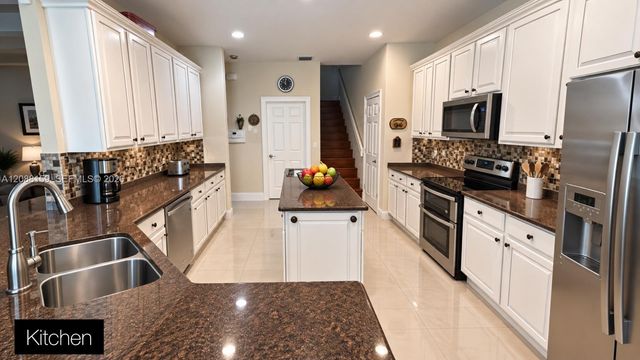 7104 Brunswick Circle, Boynton Beach, FL 33472