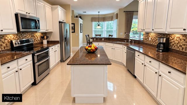 7104 Brunswick Circle, Boynton Beach, FL 33472