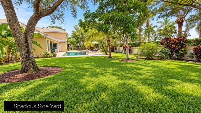 7104 Brunswick Circle, Boynton Beach, FL 33472