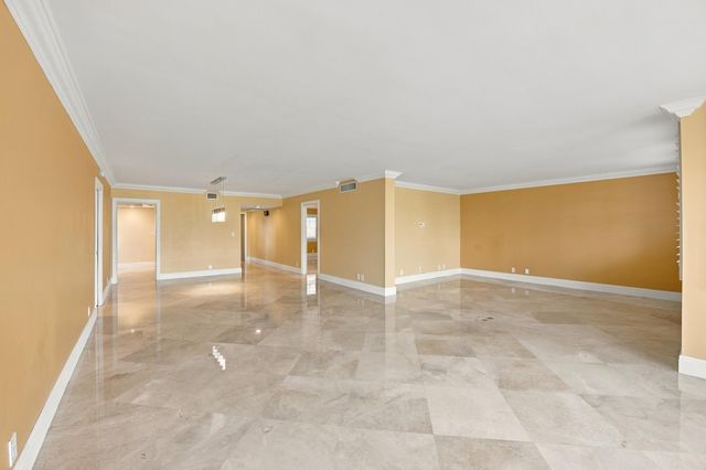 800 Cypress Grove Drive 504, Pompano Beach, FL 33069