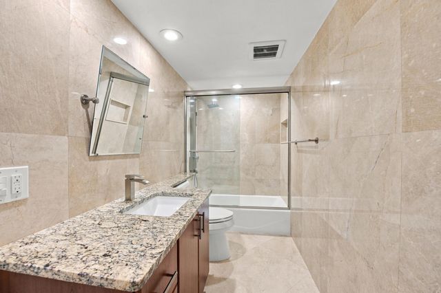 800 Cypress Grove Drive 504, Pompano Beach, FL 33069