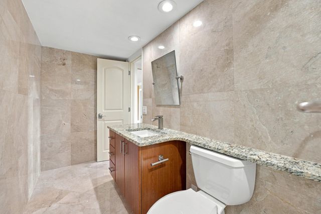 800 Cypress Grove Drive 504, Pompano Beach, FL 33069
