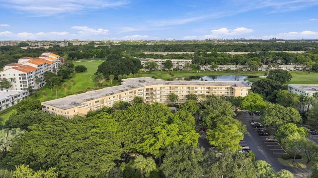 800 Cypress Grove Drive 504, Pompano Beach, FL 33069