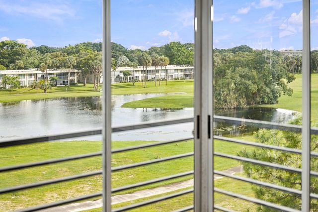 800 Cypress Grove Drive 504, Pompano Beach, FL 33069