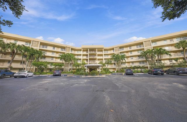 800 Cypress Grove Drive 504, Pompano Beach, FL 33069