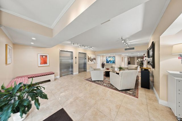 800 Cypress Grove Drive 504, Pompano Beach, FL 33069