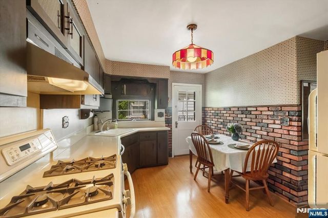302 Howard Avenue, Fair Lawn, NJ 07410