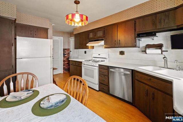 302 Howard Avenue, Fair Lawn, NJ 07410