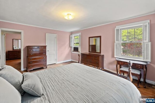 302 Howard Avenue, Fair Lawn, NJ 07410