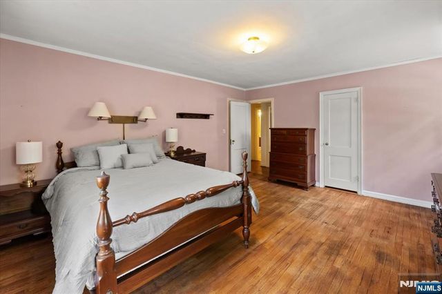 302 Howard Avenue, Fair Lawn, NJ 07410