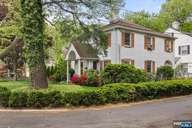 302 Howard Avenue, Fair Lawn, NJ 07410