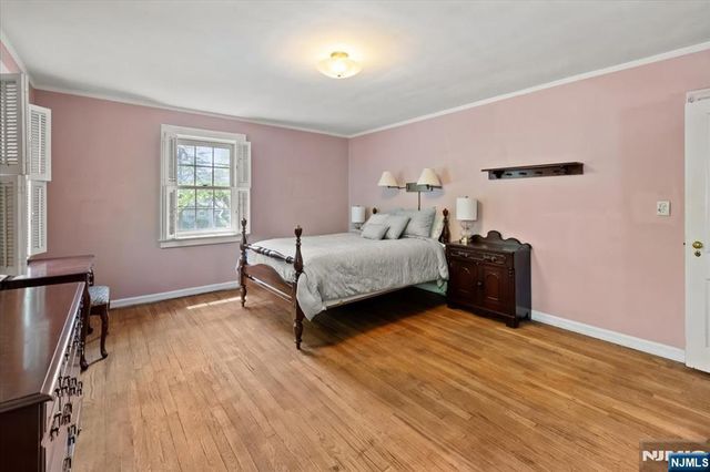 302 Howard Avenue, Fair Lawn, NJ 07410